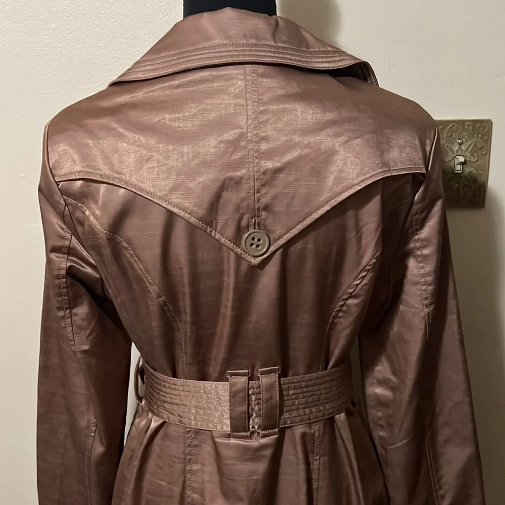 Dressing light coat - Picture 4 of 7